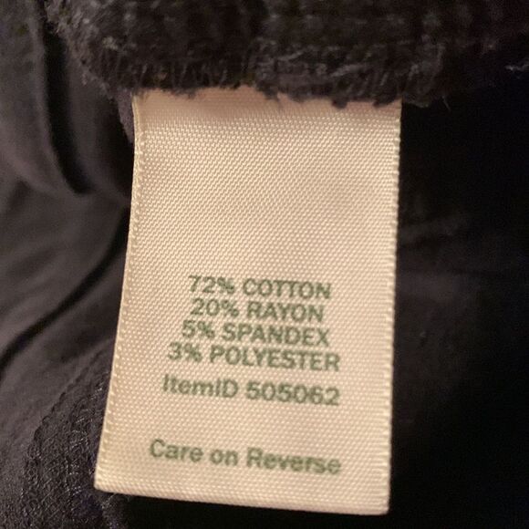 L.L.Bean Woman’s Classic Fit High Rise Straight Black Jeans Size 12 - Picture 9 of 9